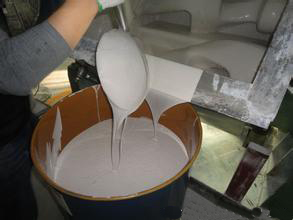 耐低溫模具硅膠能耐低溫多少度？