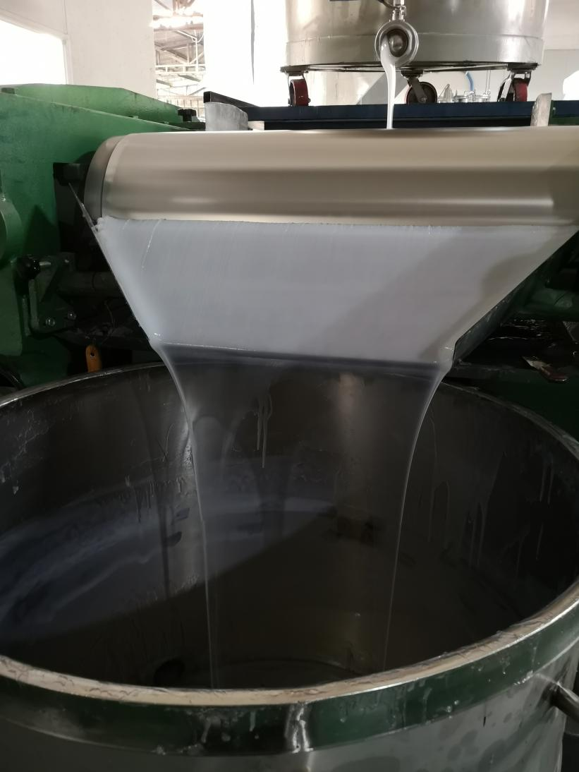 影響模具硅膠粘性因素有哪些？