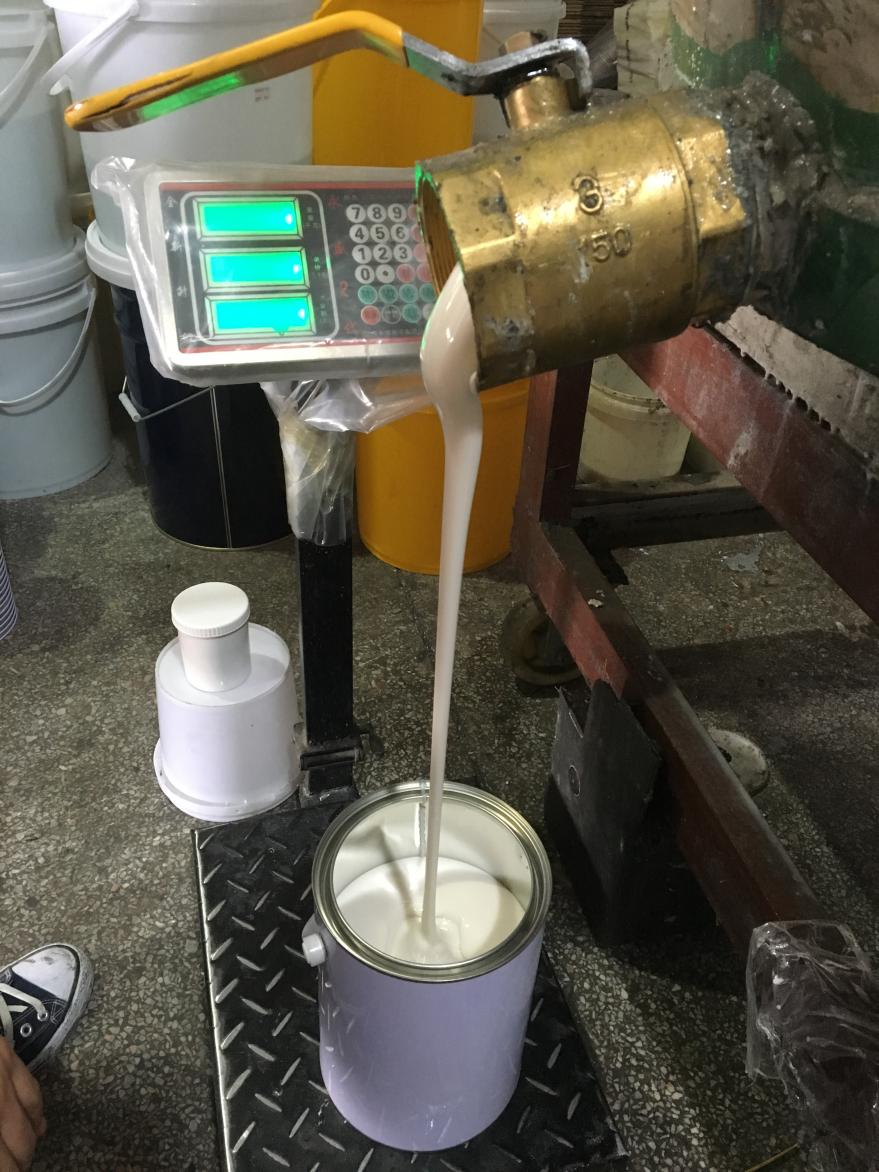 液態(tài)硅膠產(chǎn)品出現(xiàn)流紋路的原因是什么？